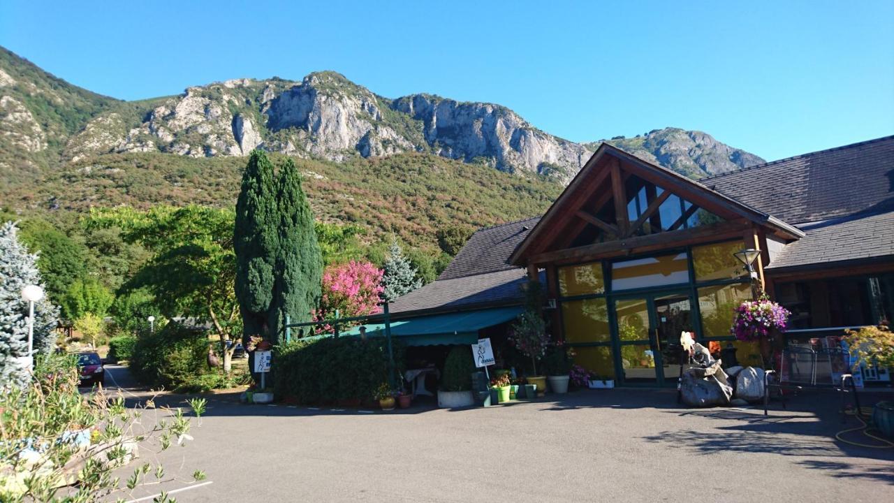 Camping Ecovillage Soleil Du Pibeste Agos-Vidalos Luaran gambar