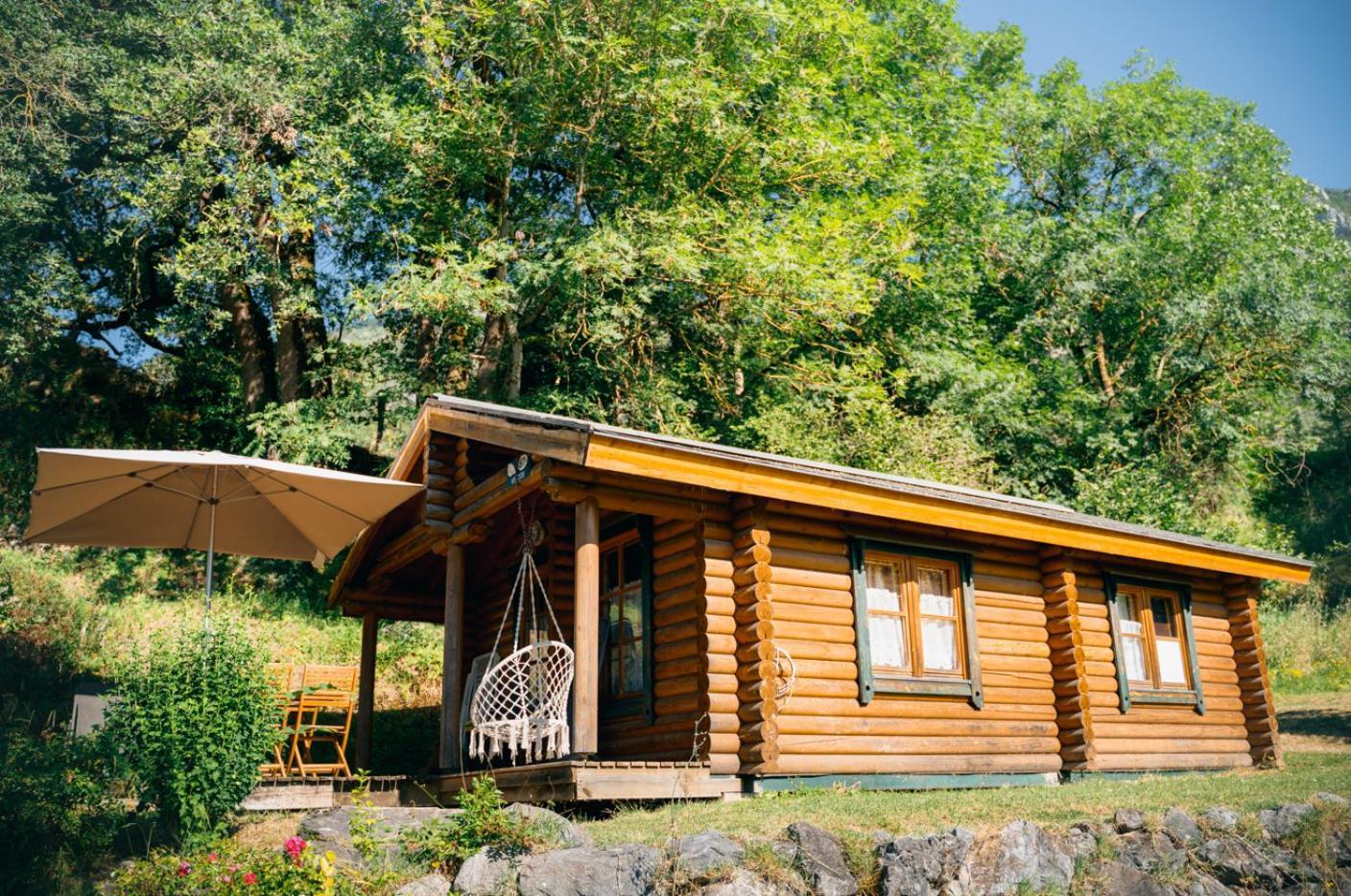 Camping Ecovillage Soleil Du Pibeste Agos-Vidalos Luaran gambar